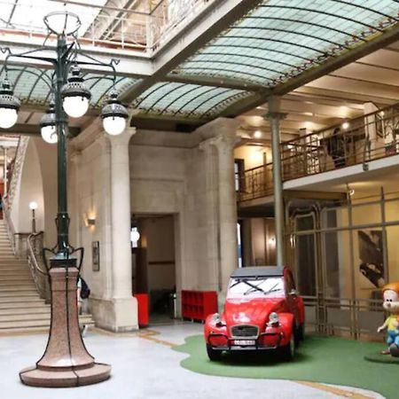 L'INDUSTRIAL Netflix - 500m Musée BD Angulema Exterior foto